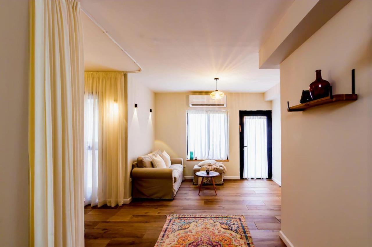 Jabotinsky 37 Bed & Breakfast Zikhron Ya‘akov Luaran gambar