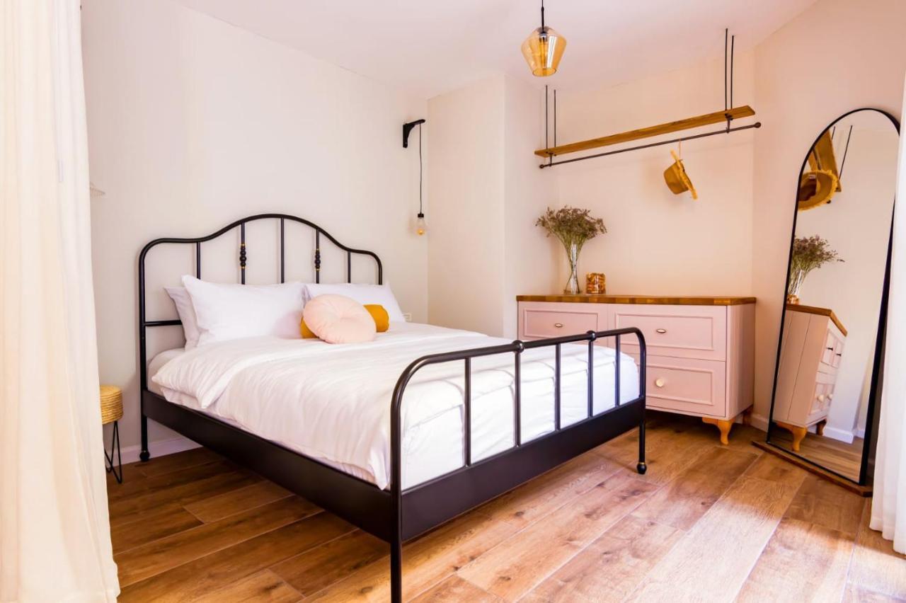 Jabotinsky 37 Bed & Breakfast Zikhron Ya‘akov Luaran gambar