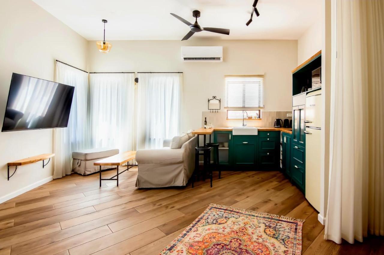 Jabotinsky 37 Bed & Breakfast Zikhron Ya‘akov Luaran gambar
