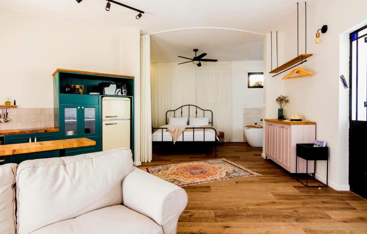 Jabotinsky 37 Bed & Breakfast Zikhron Ya‘akov Luaran gambar